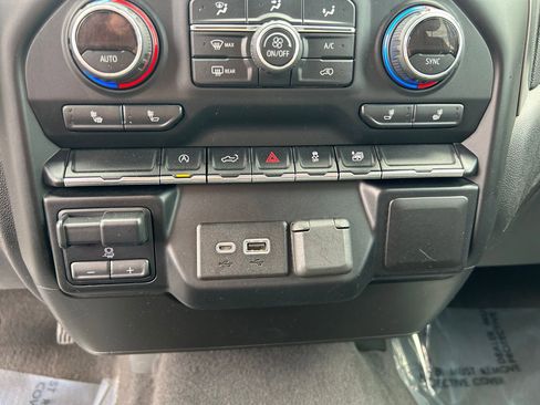 Used 2019 Chevrolet Silverado 1500 LT w/ All-Star Edition AWD/4WD image 19