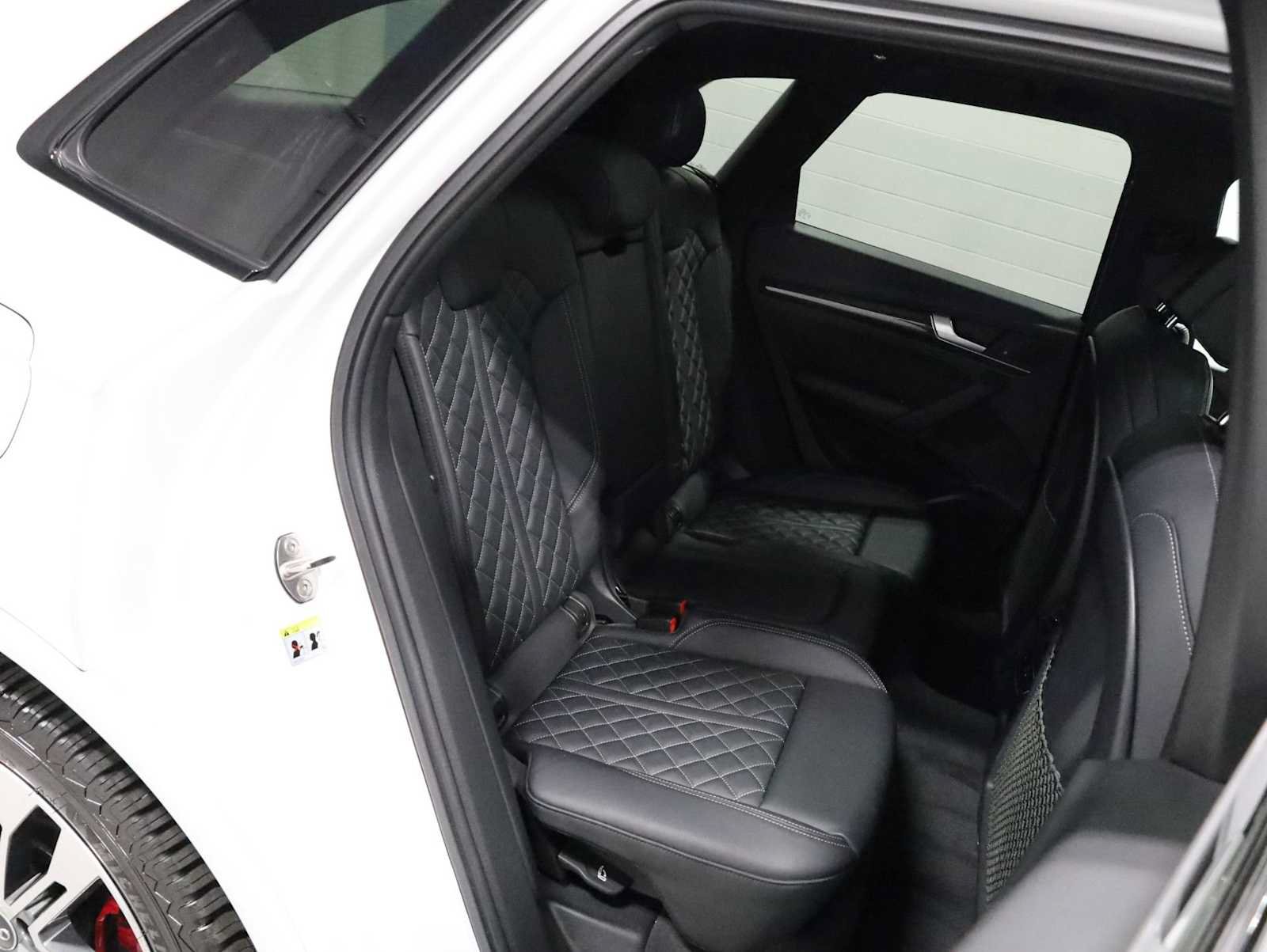 Used 2020 Audi SQ5 Premium Plus w/ Premium Plus Package AWD/4WD image 35