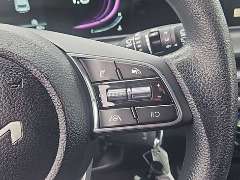 Used 2024 Kia Seltos LX image 20