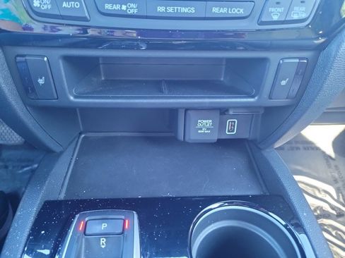 Used 2021 Honda Passport Touring image 36