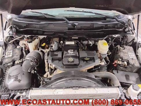 Used 2018 RAM 2500 SLT AWD/4WD image 9
