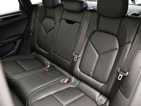 Used 2025 Porsche Macan Turbo image 44