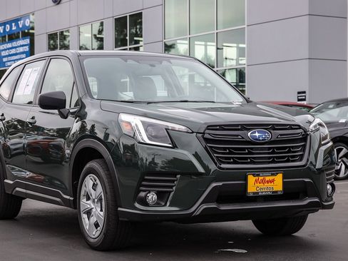Used 2023 Subaru Forester image 5