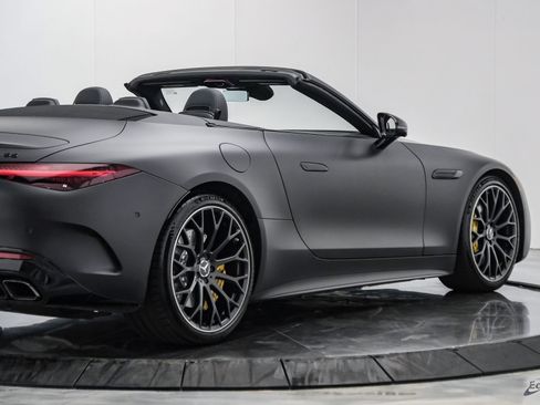 Used 2022 Mercedes-Benz SL 55 AMG 4MATIC image 26