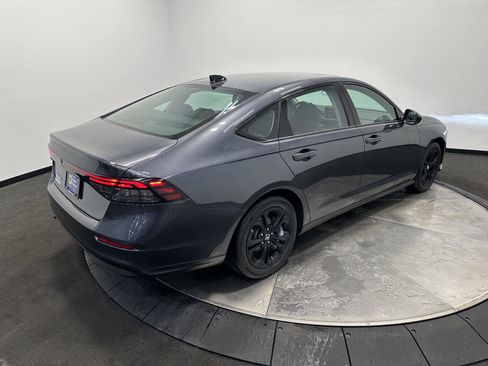 Certified 2025 Honda Accord SE image 6