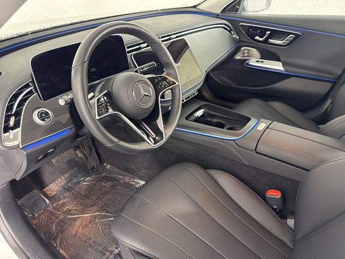 Used 2025 Mercedes-Benz E 450 4MATIC All-Terrain Wagon image 21