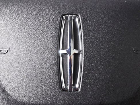 New 2026 Lincoln Corsair Reserve w/ Jet Appearance Package image 37