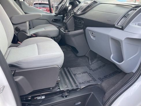 Used 2018 Ford Transit 350 XLT image 25