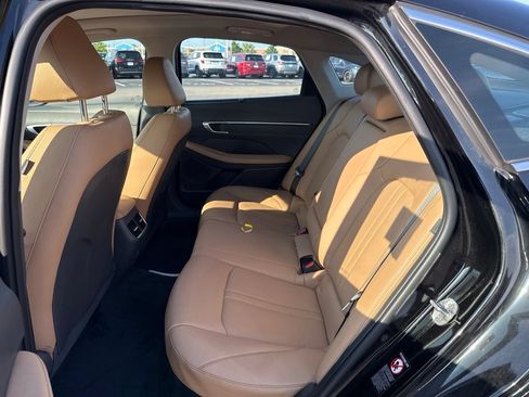 Used 2023 Hyundai Sonata Limited FWD image 14