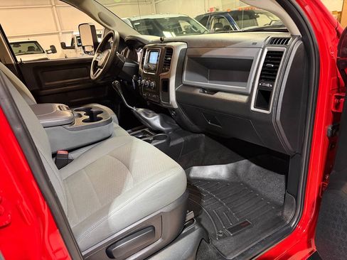 Used 2014 RAM 2500 Tradesman w/ Chrome Appearance Group AWD/4WD image 20