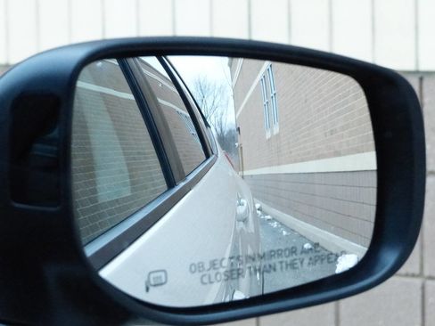 Used 2023 Subaru Ascent Onyx Edition image 46