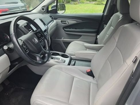 Used 2021 Honda Pilot Special Edition image 3
