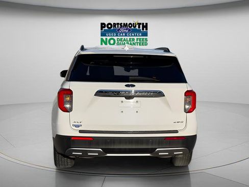 Used 2022 Ford Explorer XLT w/ Equipment Group 202A AWD/4WD image 29