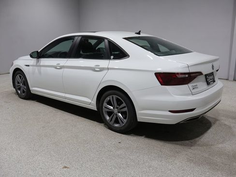 Used 2021 Volkswagen Jetta R-Line FWD image 4