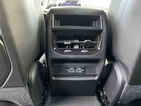 New 2025 Jeep Grand Cherokee Laredo w/ MOPAR Finishing Package image 32