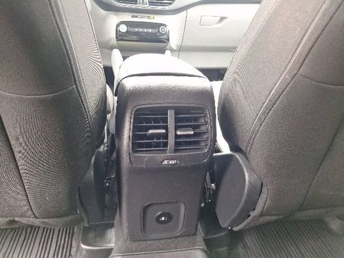 Used 2024 Ford Escape Active w/ Tech Pack #1 AWD/4WD image 18