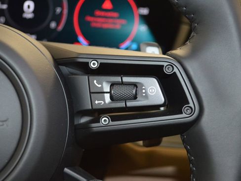 New 2026 Porsche Cayenne Coupe AWD/4WD image 22