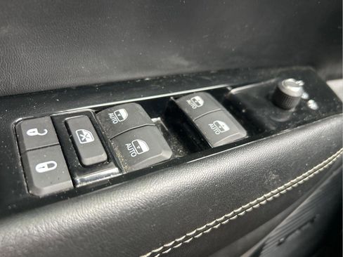 Used 2022 Jeep Wagoneer Series II image 16