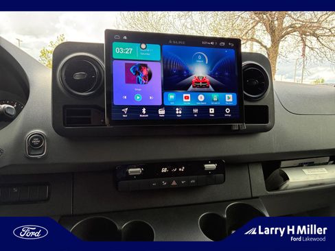 Used 2020 Mercedes-Benz Sprinter 144 Cargo image 12