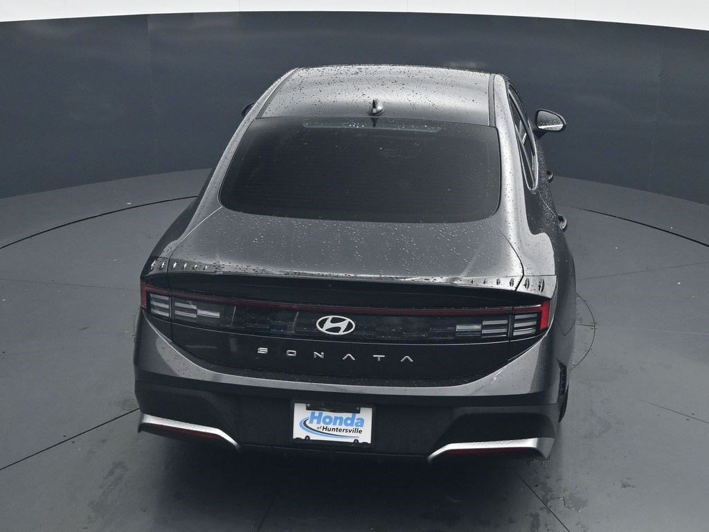 Used 2025 Hyundai Sonata SE FWD image 25