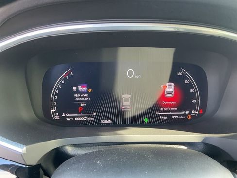 New 2026 Acura MDX w/ Advance Package AWD/4WD image 13