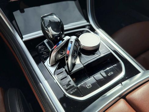 Used 2020 BMW 840i Convertible w/ M Sport Package image 16