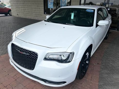 Used 2021 Chrysler 300 S image 16