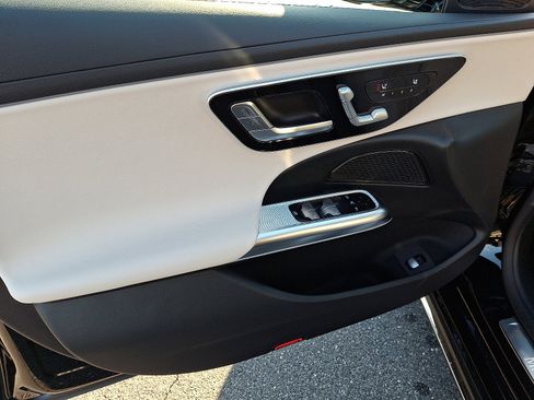 New 2026 Mercedes-Benz E 450 4MATIC Sedan image 7