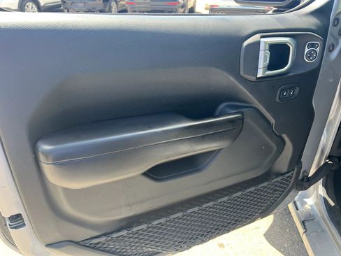 Used 2019 Jeep Wrangler Unlimited Sport S AWD/4WD image 19