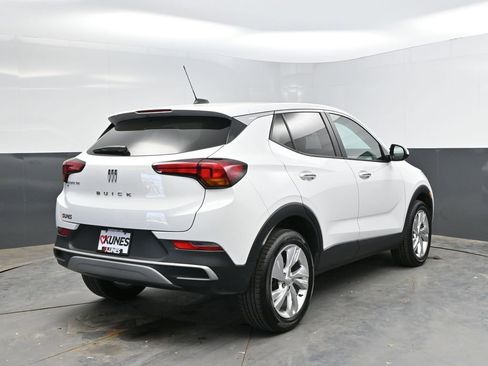 Used 2025 Buick Encore GX Preferred AWD/4WD image 7