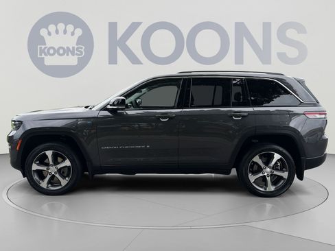 Used 2023 Jeep Grand Cherokee 4WD 4xe w/ Luxury Tech Group II image 2