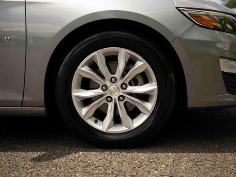 Used 2023 Chevrolet Malibu LT FWD image 25