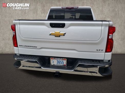 Used 2024 Chevrolet Silverado 1500 LTZ w/ LTZ Premium Package AWD/4WD image 5