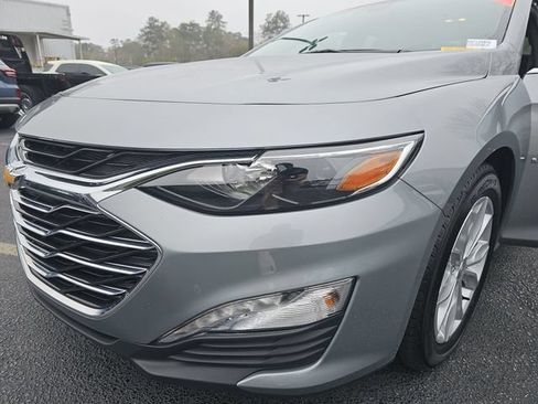 Used 2025 Chevrolet Malibu LT FWD image 33