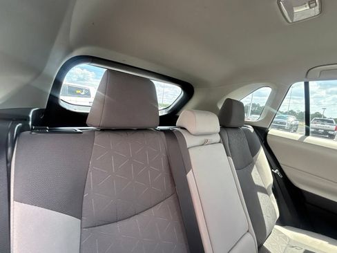 Used 2021 Toyota RAV4 XLE FWD image 27