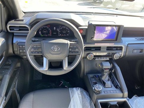 New 2025 Toyota Tacoma TRD Off-Road image 9