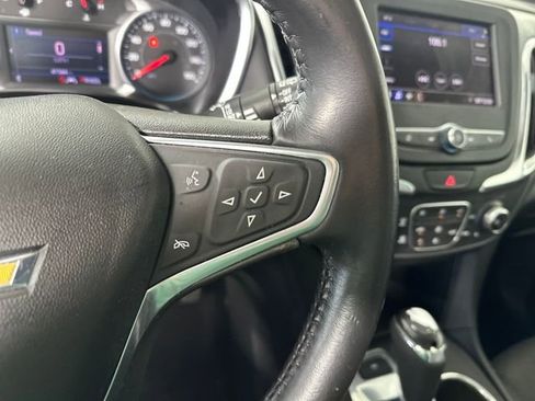 Used 2020 Chevrolet Equinox LT image 16