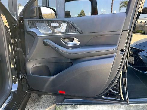 Used 2024 Mercedes-Benz GLE 63 AMG S w/ Driver Assistance Package image 22