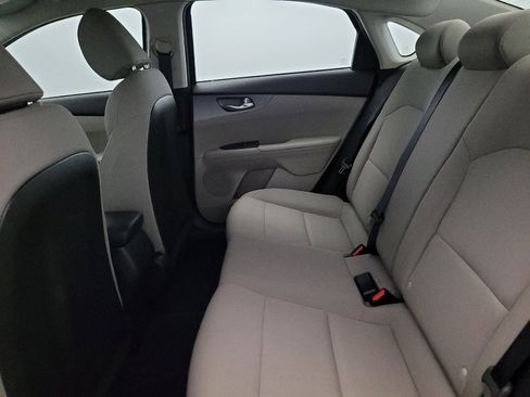 Used 2021 Kia Forte LXS FWD image 18