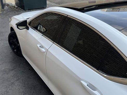 Used 2025 Lexus ES 350 w/ Accessory Package (Z2) image 25