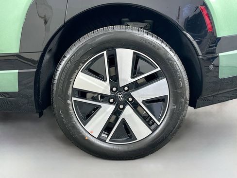 New 2026 Hyundai Ioniq 9 SEL image 23