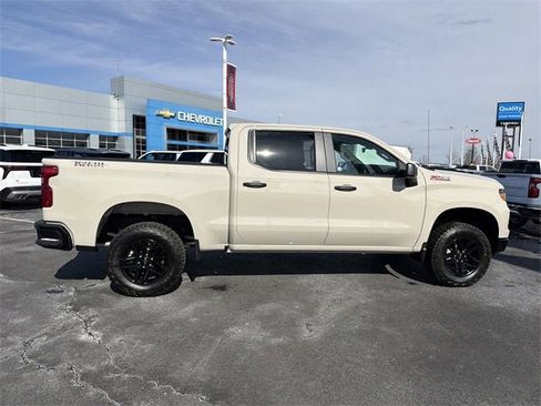 New 2026 Chevrolet Silverado 1500 Custom Trail Boss image 2