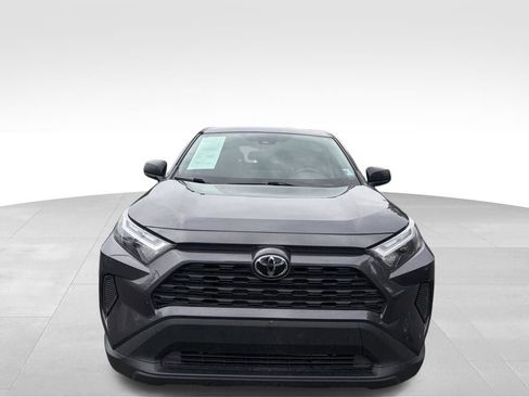 Used 2024 Toyota RAV4 LE AWD/4WD image 2