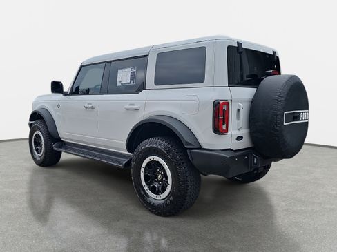 Used 2025 Ford Bronco Outer Banks w/ Sasquatch Package image 7