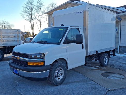 New 2026 Chevrolet Express 3500 w/ Power Convenience Package image 3