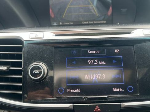 Used 2013 Honda Accord EX-L image 16