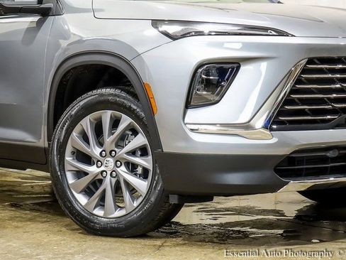 New 2026 Buick Enclave Preferred w/ Power Package image 3