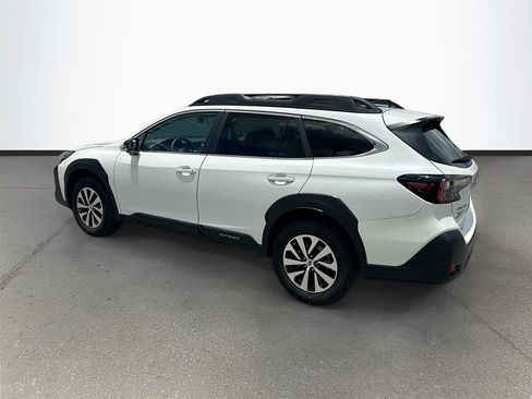 Certified 2024 Subaru Outback Premium AWD/4WD image 5