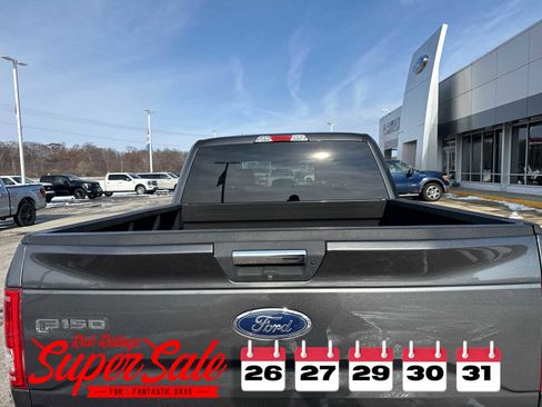 Used 2017 Ford F150 XLT w/ XTR Package image 5