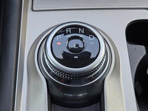 Used 2021 Ford Explorer XLT RWD image 12